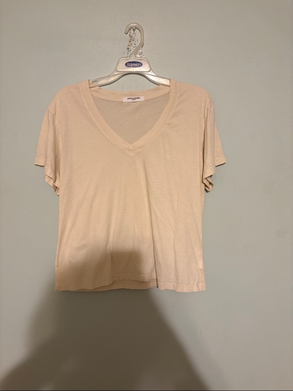 Perfect white tee v neck